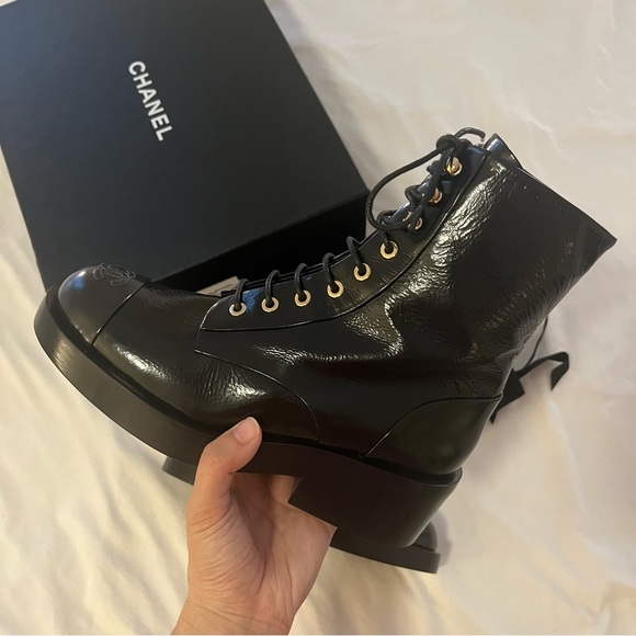 New Chanel Shiny Goatskin Cap Toe Combat Boots 37.5 Black $1850 - Picture 12 of 16